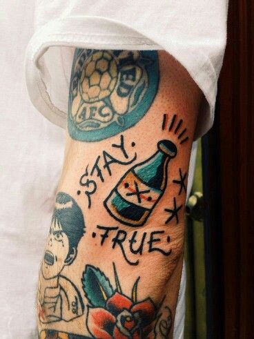 Stay true bottle Stay True Tattoo, Old School Sleeve, Traditional Tattoo Filler, Tato Tradisional, Traditional Tattoo Man, Man With Tattoos, Tattoo Sleeve Filler, Pineapple Tattoo, Tattoo Filler