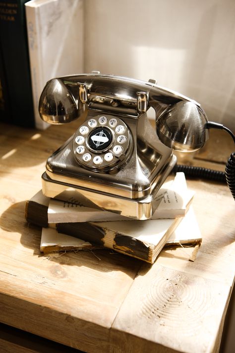 Retro phone, Vintage Phone Decor, Old Phone Aesthetic Vintage, Old Phone Aesthetic, Alastor Aesthetic, Telephone Aesthetic, Old Fashioned Phone, Old School Phone, Wooden Mantle, Classic Phones