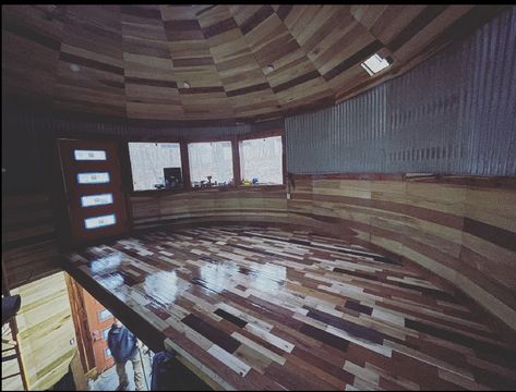 This is the upstairs loft in the mushroom house Grain Bin B&B. 540 ft.² tiny home built from a repurposed bin Silo Homes, Diy She Shed, Round Homes, Bin House, Grain Bin House, Grain Bins, Lodge Ideas, Silo House, Airbnb Ideas