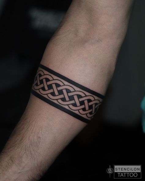 Nordic Bracelet Tattoo, Celtic Knot Armband Tattoo, Nordic Armband Tattoo, Tattoo Knot, Celtic Band Tattoo, Nordic Tattoos, Taurus Symbols, Tattoo Band, Adventure Tattoo