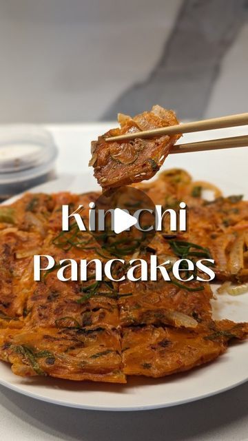 @two_rookie_cooks on Instagram: "👇 Kimchi Pancakes 👇  Do you know what the secret is to making kimchi pancakes that are delightfully crisp and chewy? No, you definitely don’t need to reach for that ready-made pancake mix. You just need some corn flour. The first time we made this, we did not use corn flour because a bunch of recipes we found online said that it was optional. Let’s just say that you’ll never catch us making kimchi pancakes without corn flour ever again!   Pancake Ingredients:  - 1 cup plain flour  - 1/4 cup corn flour  - 1/2 brown onion  - 1 spring onion - 3/4 cup kimchi  - 3-4 tbsp kimchi juice  - 1 tsp gochugaru  - 1 cup icy water (we just added some ice cubes to some tap water and let it melt, but you can alternatively use water from the fridge) - Cooking oil  Dipping Kimchi Pancake Recipe, Kimchi Pancake, Kimchi Recipe, Pancake Mix, Pancakes Ingredients, Plain Flour, Spring Onion, Do You Know What, Cooking Oil