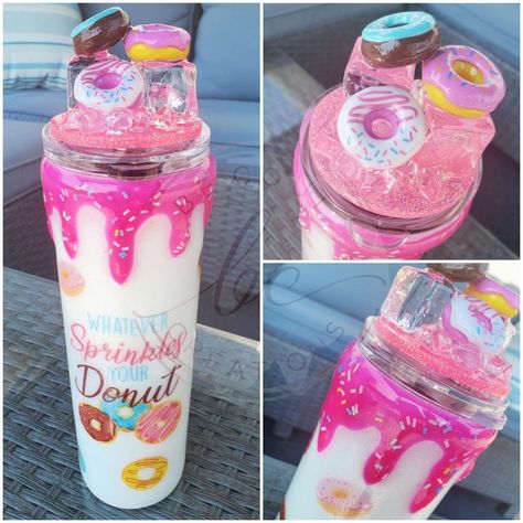 Donut Tumbler, Tumbler Toppers, Trendy Water Bottles, Cricut Stencils, Sprinkle Donut, Coffee Bar Home, Candy Decorations, Diy Bottle Crafts, Custom Tumbler Cups