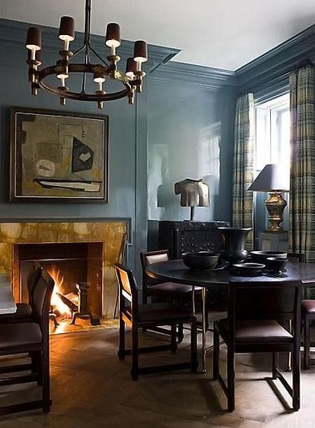 strange and I likey.....High gloss walls by Steve Gambrel Steven Gambrel, Lacquered Walls, Real Estat, The Fireplace, Blue Rooms, The Ceiling, Fireplace Surrounds, Blue Walls, Contemporary Living