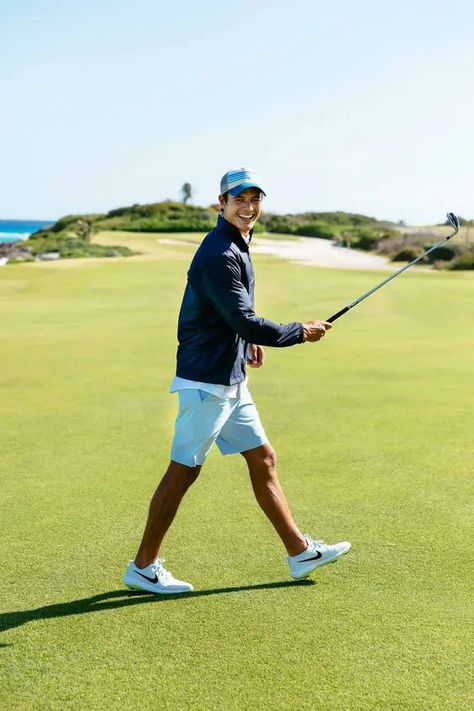 Stylish men’s golf outfits 22 ideas: Seasonal fashion on the golf course Golf Clothing For Men, Cool Golf Outfit Men, Casual Golf Outfit Men, Mens Golf Outfit Summer, Men Golf Outfit Fashion, Golfing Outfits Men, Golf Outfit Men Summer, Golf Lifestyle Photography, Men’s Golf