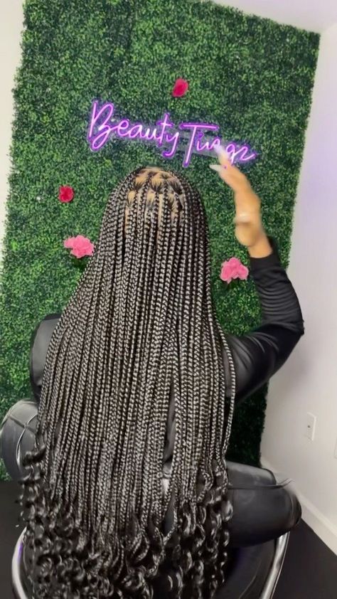 Braids Ideas With Curls, Box Braids Hairstyles With Curls At The End, Braids Hairstyles With Curls At The End, Long Black Box Braids With Curly Ends, Long Black Braids With Curls At The End, Knotelles Braids With Curls, Knowles’s Braids With Curls At The End, Knotless Box Braids With Curls At The End, Black Braids With Curls At The End