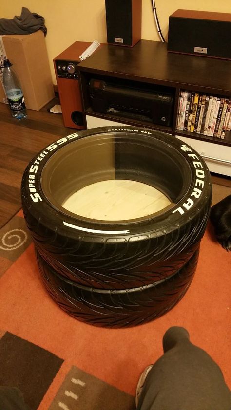 Kursi Ban, Tea Cup Planter, Tire Chair, Tire Table, Tire Chairs, Tire Craft, Reuse Old Tires, Tire Furniture, Car Parts Decor