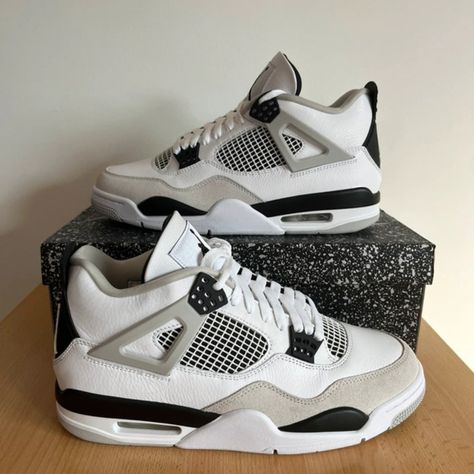 Brand New Unisex 100% Authentic No Smell At All Cute Shoes For Teens, Cute Jordans, Casual Shoes Women Sneakers, Jordan Sneakers, Nike Shoes Women Fashion, White Nike Shoes, Jordan 4s, Pretty Sneakers, Preppy Shoes