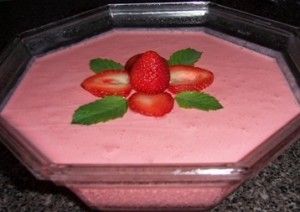 Cream Cheese Jello Dessert, Cream Cheese Jello, Jello Pudding Desserts, Jello Deserts, Jello With Fruit, Jello Mold Recipes, Congealed Salad, Jello Dessert, Jello Dessert Recipes