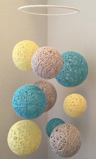 Yarn Chandelier, Yarn Balls, Diy Chandelier, Yarn Ball, Crafts For Girls, Yellow Light, Diy Home Crafts, Pale Yellow, Yarn Crafts