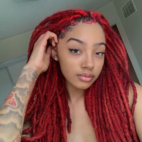 These Women Make Us Want To Go Red Red Faux Locs, Locs Black Women, Red Dreadlocks, Red Locs, Red Dreads, Red Hair Trends, Diy Hair Color, At Home Hair Color, Faux Locs Hairstyles