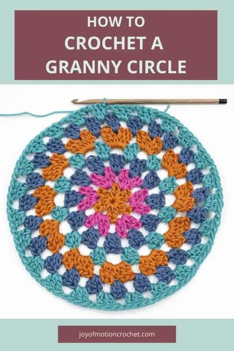 Want to crochet a granny circle? You're in the right place, because this a great step-by-step granny circle tutorial. In this tutorial you will learn how to crochet a granny circle. This circle granny square shape is perfect if you want to make something different the traditional granny square and enjoy anything granny squares. Granny Stitch Circle, Circle Granny Square Pattern Diagram, Circle Pattern Crochet, Crochet Round Granny Pattern, How To Crochet A Round Granny Square, Round Granny Square Blanket, Perfect Crochet Circle, Granny Round Crochet Pattern, Circle Granny Square Blanket