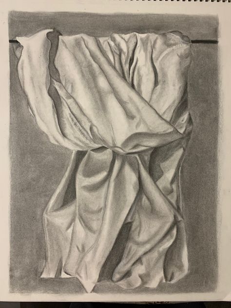 art charcoal drawing fabric towel Vine Charcoal, Charcoal Dress, Story Drawing, Observational Drawing, Charcoal Sketch, Dress Drawing, Drawing Inspo, Drawing Clothes, Charcoal Drawing