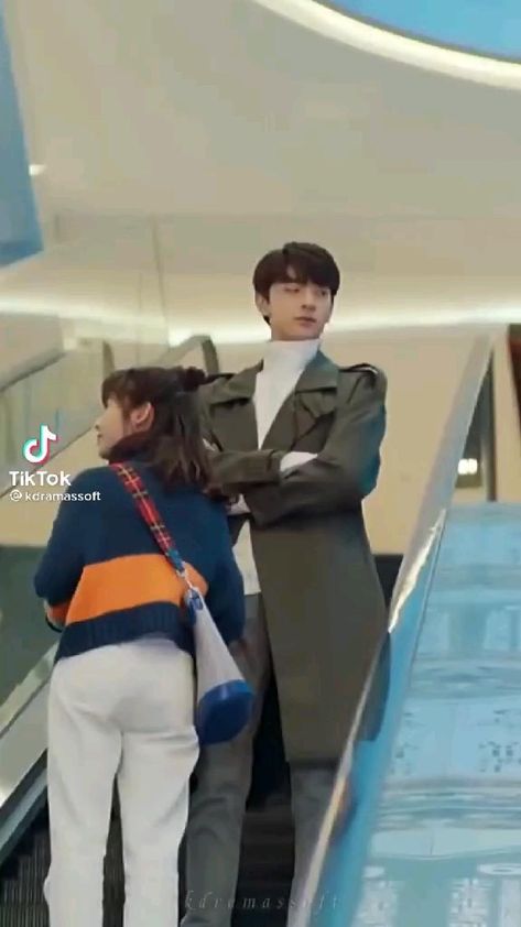 Korean Drama Romance, Drama Gif, Korean Drama Funny, Mode Turban, Web Drama, Drama Songs, Korean Drama List, Jungkook Songs, Korean Drama Songs