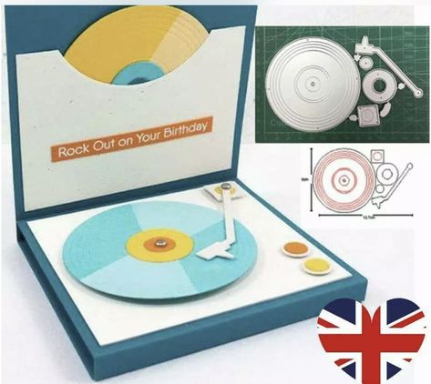 Vinyl Record Scrapbook, Paper Vinyl Record Diy, Paper Record Player, Vinyl Paper Crafts, Cd Card, Vinyl Player, Album Decoration, Cards Making, Decoration Photo