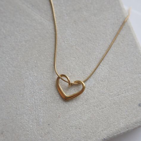 Heart Necklace | JESSA JEWELRY – JESSA JEWELRY Heart Choker Necklace, Heart Choker, Gold Locket, Rings Fashion, Jewelry Lookbook, Girly Jewelry, Jewelry Case, Gold Jewelry Fashion, Pearl Jewelry