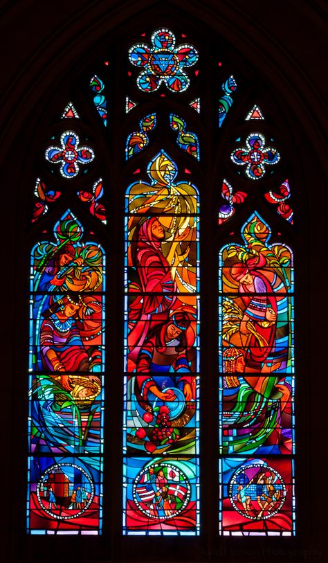 Washington National Cathedral, Stain Glass Window Art, National Cathedral, زجاج ملون, Cathedral Window, Stained Glass Church, Glass Window Art, Art Sacre, Church Windows