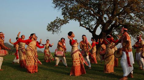 Rongali Bihu Festival marks the beginning of the Assamese New Year. It is the most joyful event in the state. Read on to find more. Learn more… Sikkim Dance, Bihu Assam Dance, Bihu Assam, Bihu Festival, Rongali Bihu, Guwahati Airport, Bihu Dance, Shankar Mahadevan, Dance Of India