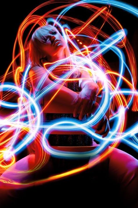 Long Exposure Portrait, Light Trail Photography, Movement Photography, Light Painting Photography, Neon Photography, Light Shoot, Blur Photography, Low Light Photography, Motion Photography