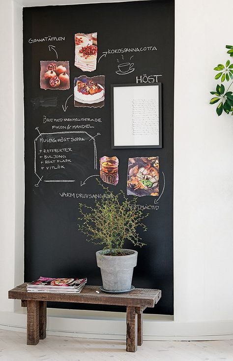 Linnestaden Flat-18-1 Kindesign Blackboard Wall, Minimalist Kitchen Design, Chalk It Up, Chalkboard Wall, Chalkboard Art, Minimalist Kitchen, House 2, 인테리어 디자인, Scandinavia