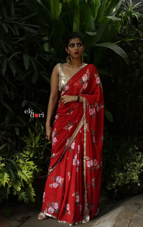 Red Floral Saree, Floral Sarees, Floral Saree, Modern Saree, Shade Of Red, Unique Blouse Designs, Casual Saree, Unique Blouse, Elegant Saree