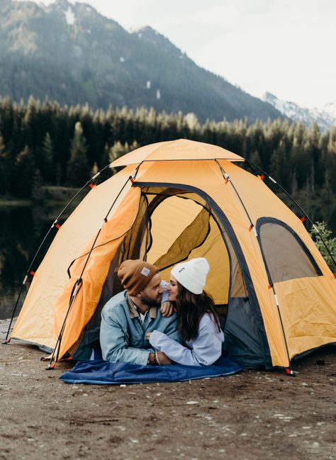 Snoqualmie, Washington | Mountain & Lake photoshoot - #camping #seattle #mountainsphotoshoot #engagementshoot #washington #snoqualmiephotoshoot Camping Photo Ideas, Hiking Pose, Hiking Poses, Camping Photoshoot, Camping Couples, Couple Camping, Camping Couple, Camping Photos, Washington Mountains