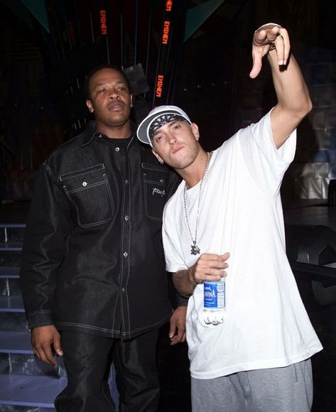 Eminem And Dr Dre, Eminem Dr Dre, Chica Hip Hop, Eminem Style, Eminem Wallpapers, Eminem Photos, Eminem Rap, The Real Slim Shady, Eminem Slim Shady