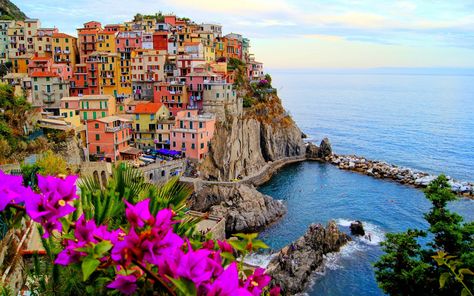 #Italy #landscape #city #house #building #colorful #water #Manarola #4K #wallpaper #hdwallpaper #desktop Manarola Cinque Terre Italy, Gokayama, Cinque Terre Italy, Nordland, Pompeii, Photo Postcards, Newfoundland, Positano, Design Layout