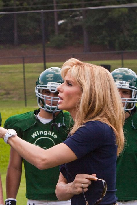 10 Things You’ll Only Understand If You’re a Sports Mom Michael Oher, Football Movies, Blind Side, The Blind Side, Fantasy League, Sports Movie, Tim Mcgraw, Football Coach, Sandra Bullock