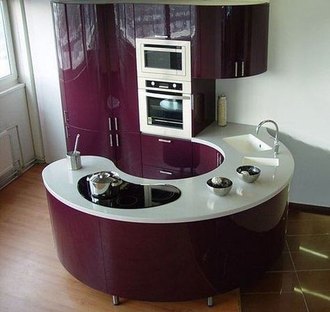 Dream purple kitchen Modern Kitchens, Modern Konyhatervezés, Små Rum Lidt Plads, Minimalist Dekor, Purple Kitchen, Compact Kitchen, Mini Kitchen, Tiny Spaces, Kitchen Design Small