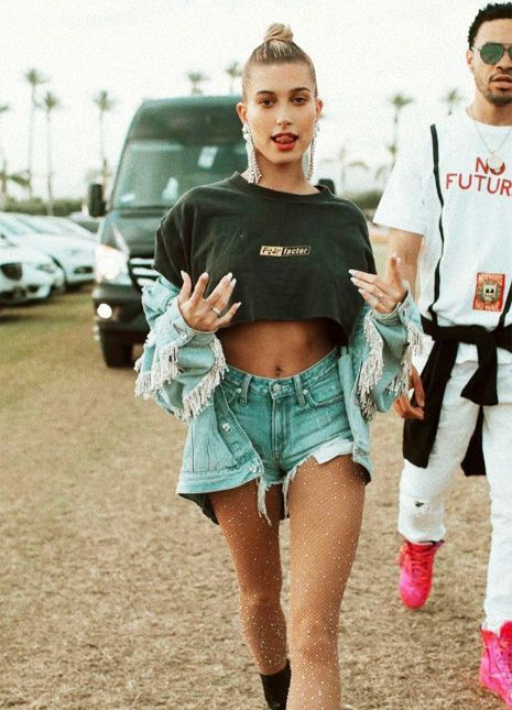 Rock Festival Outfit, Hailey Bieber Fashion, Festival Ootd, Haley Bieber, Concert Outfit Rock, Hailey Baldwin Street Style, Looks Festival, Festival Outfit Inspiration, Primavera Sound