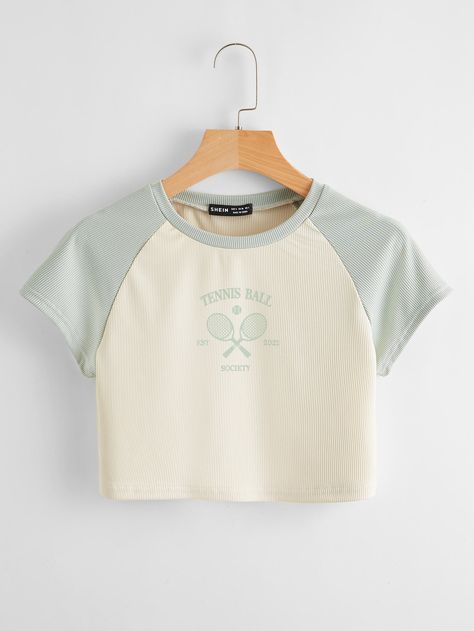 Cropped Baseball Tee, Baseball Tees For Women, Cropped Tops, Simple Trendy Outfits, Fashion Weeks, Cute Everyday Outfits, Women T Shirts, Print Crop Tops, Really Cute Outfits