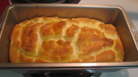 Carb Free Cloud Bread. Kouign Amann, Cloud Bread Loaf Recipe, Cloud Bread Loaf, Bread Replacement, Pan Nube, Sugar Bread, Egg Fast, Keto Breads, No Carb Recipes