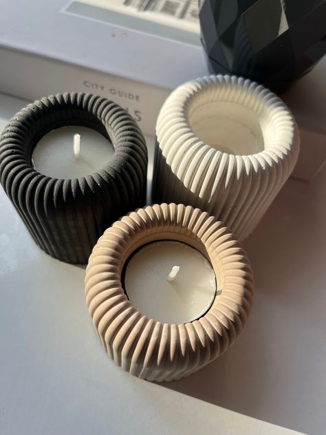 Concrete Home Decor Ideas, Ribbed Concrete, Concrete Vessels, Concrete Candle Holder, Candle Vessel, Scandinavian Home Decor, Concrete Candle Holders, Creative Candles, Concrete Candle