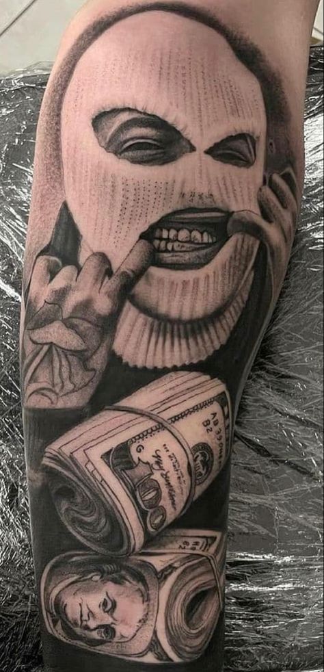 Gangsta Tattoos For Women, Moneybag Tattoos, Tattoos Money, Tattoo Mafia, Bag Tattoo, Realistisches Tattoo, Chicanas Tattoo, Unique Tattoos For Men, Chicano Tattoos Sleeve