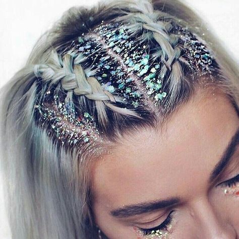 Straight Hair Updo, Smart Hairstyles, Glitter Roots, Brunette Bob, Bronde Balayage, Festival Hair, Glitter Hair, Glitter Dress, Trending Hairstyles