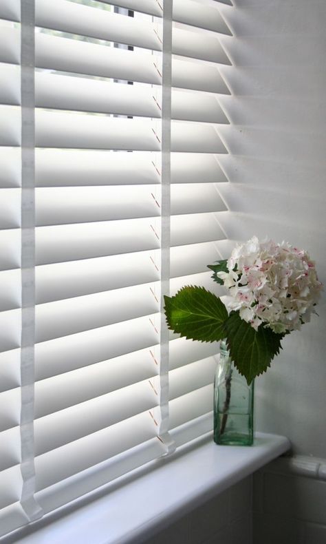 Our Deluxe Puritan Wooden blind certainly gives a room a lovely finish. Add tape to create impact. www.web-blinds.com Venetian Blinds Living Room, Window Blinds Wood, Venetian Blinds White, Blinds For Large Windows, White Roller Blinds, White Blinds, Horizontal Blinds, Bedroom Blinds, Blinds Design