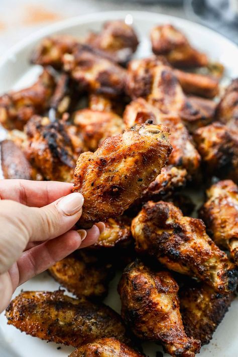 This easy recipe for smoked chicken wings takes just 45 minutes from start to finish! They're crispy, smoky, juicy, and perfectly seasoned. Healthy Coleslaw, Smoked Wings, Holiday Meal Planning, Potato Salad Healthy, Smoked Chicken Wings, Cookout Side Dishes, Bacon Potato Salad, Tummy Yummy, Creamy Potato Salad