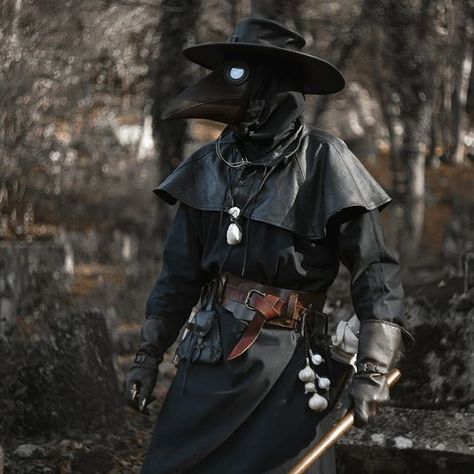 Plague doctor costume! One of the variations on the costume of the plague doctor. The costume, accessories and surgical instrument are… Plague Doctor Outfit, Black Plague Mask, Plague Dr, The Plague Doctor, Plague Doctor Costume, Plague Doctors, Plague Mask, Scp 049, Plague Doctor Mask