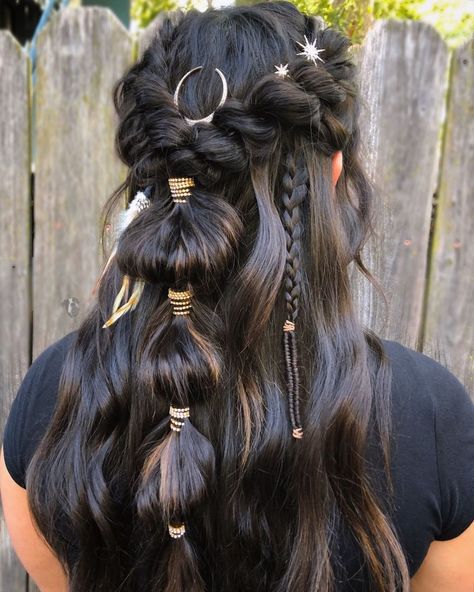 Fest Outfits, Viking Hair, Fantasy Hair, Hair Reference, Aesthetic Hair, Hair Dos, Trendy Hairstyles, Hair Designs, Festival Outfit