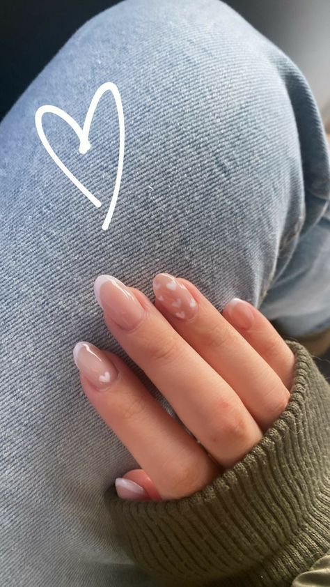 Small Round Nails Ideas, Minimal Nails Design Almond, Naturals Almond Nails, Valentines Day Nails White Heart, White Hearts On Nails, Cute Nails Acrylic Neutral, Natural Valentines Nails Almond, Clean Girl Nails Valentines, Soft Girl Valentines Nails