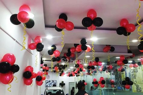 It's your special decoration with special balloons... Customer Service Week, Freshers Party, Hanging Balloons, Welcome Home Decorations, Balloons For Birthday, Metallic Balloons, Unicorn Theme, Hall Decor, Helium Balloons