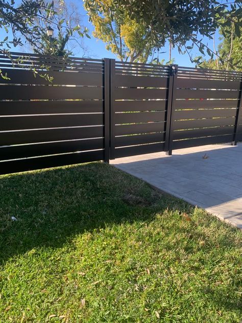 Aluminum fence and gate in Houston, TX 77008 - Alumission Side Yard Gate, Fence And Gate, Yard Gate, Aluminum Siding, Sliding Gate, Aluminum Fence, Driveway Gate, Side Yard, Houston Texas