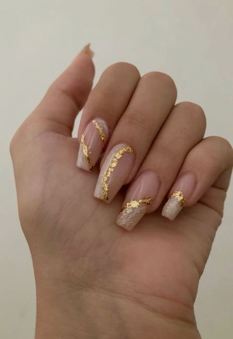 Elegant Touch Nails, Nails Yellow, White Nail Art, Glow Nails, Soft Nails, White Nail, Acrylic Nails Coffin Short, Pink Acrylic Nails, Chic Nails