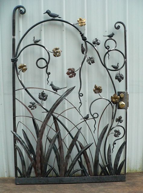 Bird gate (1) Courtyard Gates Iron Front Entry, Garden Gates Ideas, Secret Garden Gate, Gate And Fence Ideas, Doors Indian, Decorative Gates, Flower Gate, Vege Garden, Wrought Iron Garden Gates