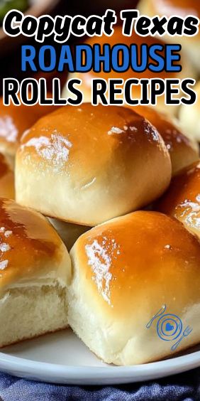 Easy Copycat Texas RoadHouse Rolls Texas Rolls Roadhouse, Texas Roadhouse Bread Recipe, Diy Texas Roadhouse Rolls, Rolls Easy Homemade, Texas Roadhouse Butter Rolls, Copycat Roadhouse Rolls, Best Yeast Rolls Texas Roadhouse, Copycat Dinner Rolls, Recipe For Rolls