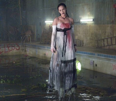 Jennifers Body Prom Dress, Body Prom Dress, Needy Lesnicki, Jennifer's Body Aesthetic, Megan Fox Outfits, Diablo Cody, Jennifer Check, Fox Wallpaper, Body Aesthetic