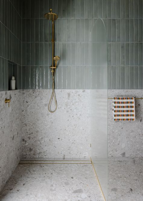 Primary Shower Ideas, Half Tile Wall, Bad Inspiration, Bathroom Inspiration Decor, Upstairs Bathrooms, Main Bathroom, Family Bathroom, Bathroom Renos, Laundry In Bathroom