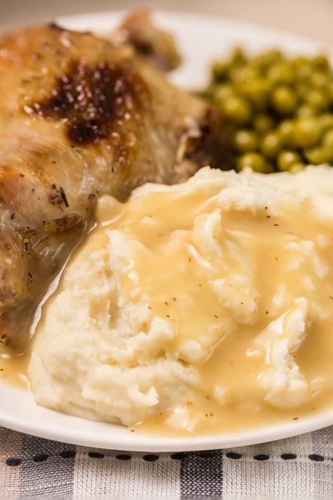 Turkey Gravy Without Drippings - Kitchen Divas Turkey Gravy With No Drippings, Turkey Gravy No Drippings, Giblet Gravy Without Giblets, Giblet Gravy Recipe Southern, Gravy No Drippings, Turkey Gravey, Turkey Gravy Without Drippings, Gravy Without Drippings, Ham Sauce