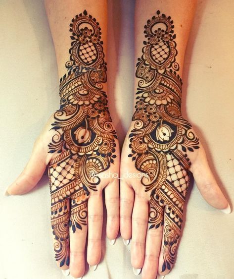 Arabic Mehendi Designs, Latest Arabic Mehndi Designs, Mehndi Designs Bridal Hands, Henna Art Designs, Mehndi Design Pictures, Very Simple Mehndi Designs, Engagement Mehndi Designs, Stylish Mehndi Designs, Mehndi Designs Front Hand