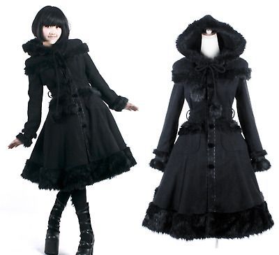 Gothic Winter Coat, Gothic Clothing Ideas, Vintage Winter Coats Women, 2000s Fashion Goth, Diesel Punk Fashion, Goth Winter Coat, Gothic Winter Outfits Cold, Old Punk Fashion, Cute Jackets For Winter